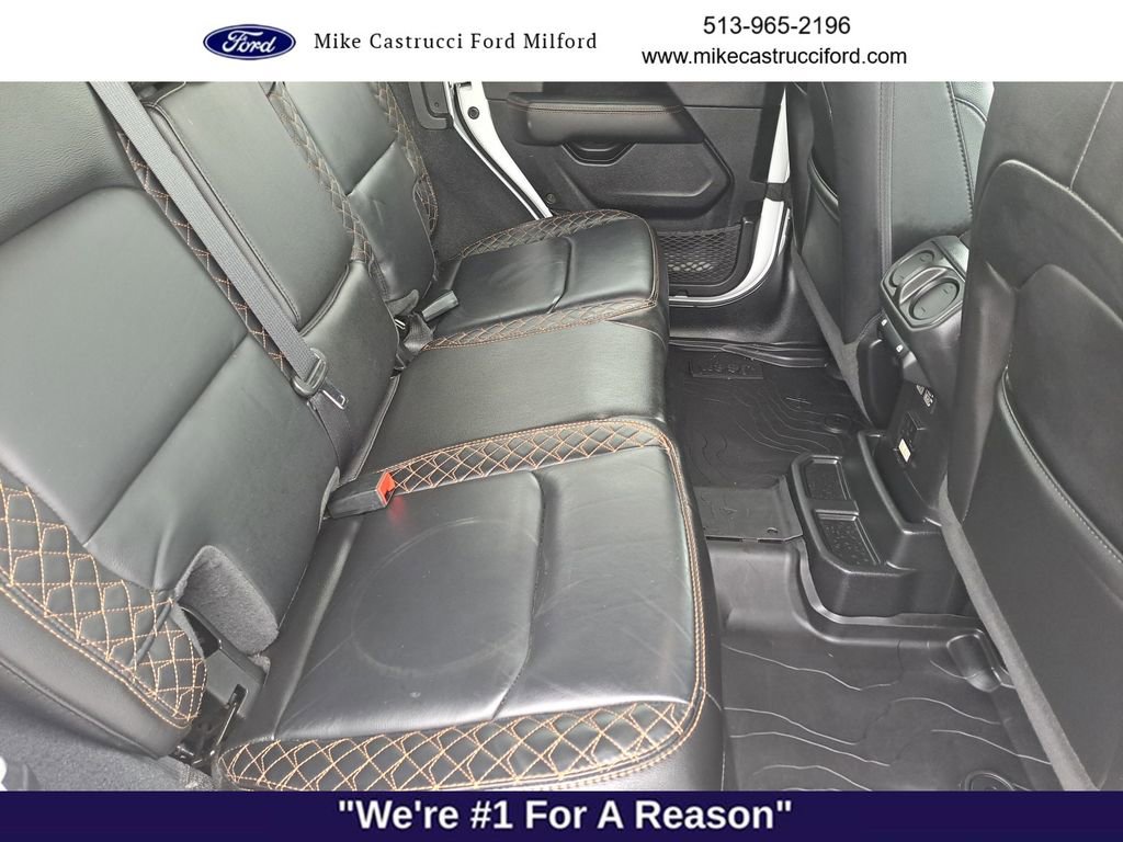 Used 2022 Jeep Wrangler Unlimited Sahara image 27