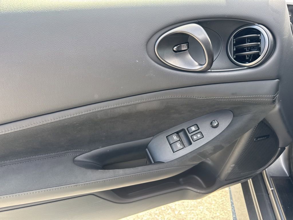 Used 2024 Nissan Z Performance w/ Floor Mat Package image 26