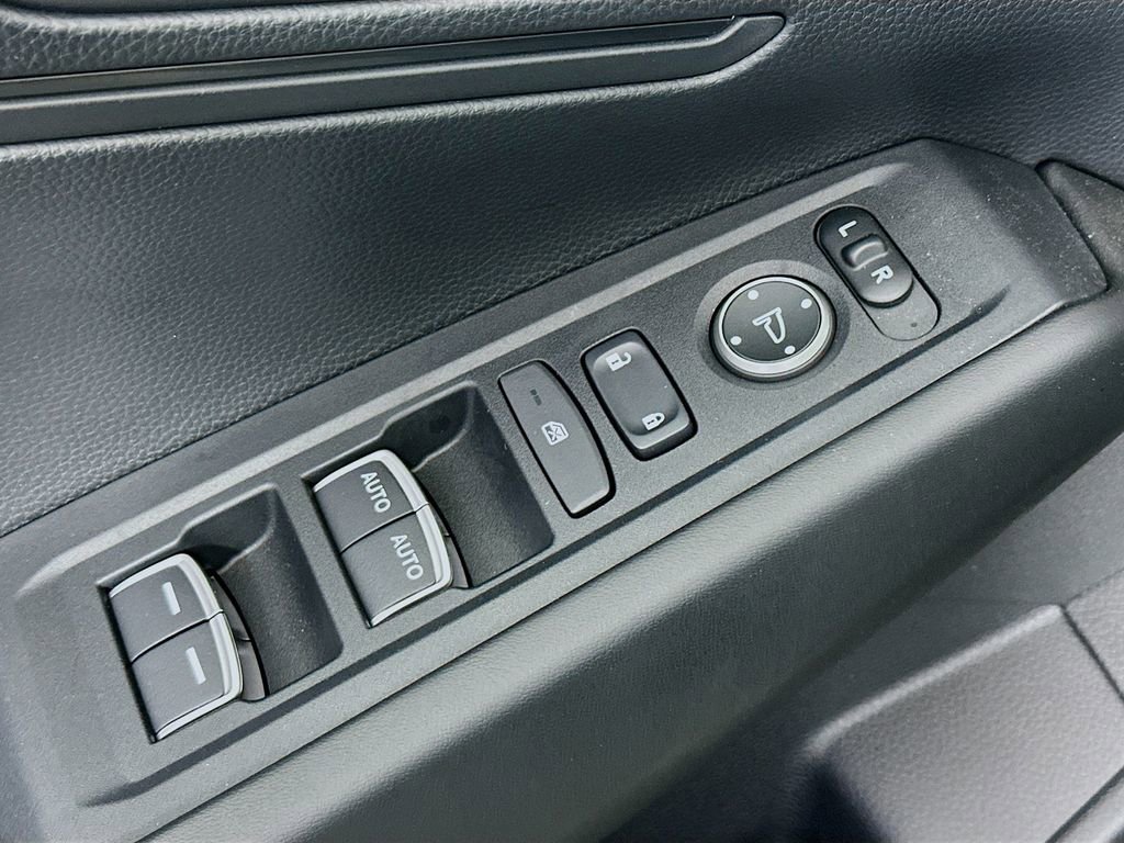 Used 2023 Honda Accord LX image 17