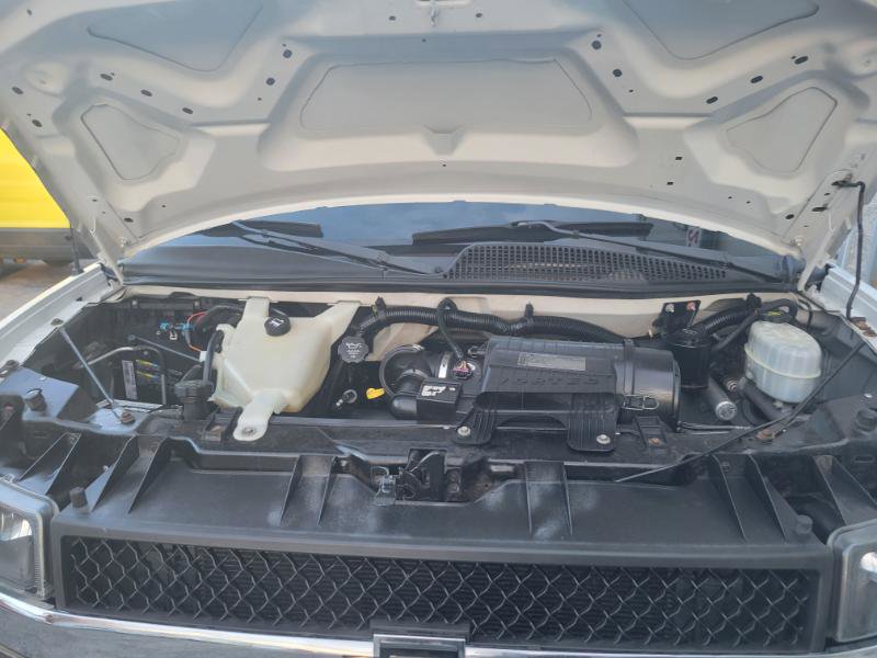 Used 2011 Chevrolet Express 1500 AWD image 55