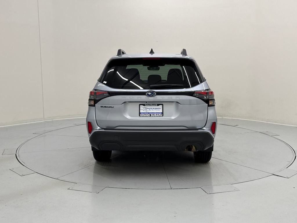 Used 2026 Subaru Forester Premium image 5