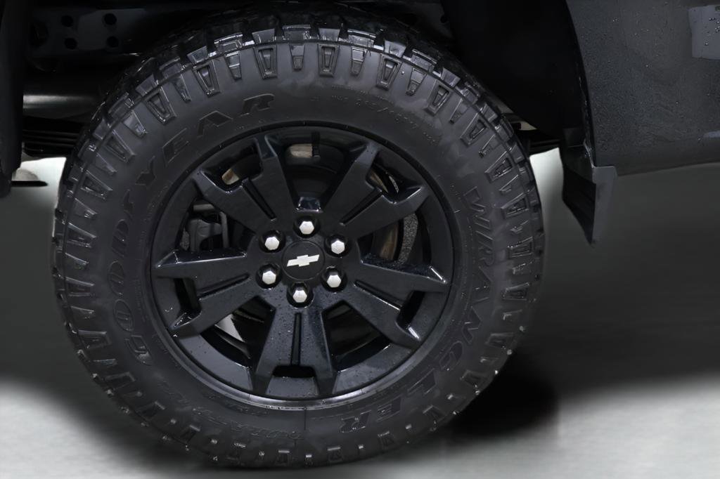 Used 2022 Chevrolet Colorado Z71 w/ Z71 Midnight Edition image 23