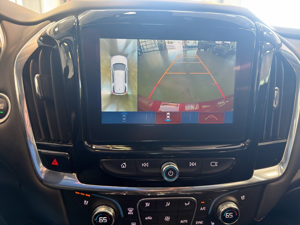 Used 2019 Chevrolet Traverse Premier AWD/4WD image 19
