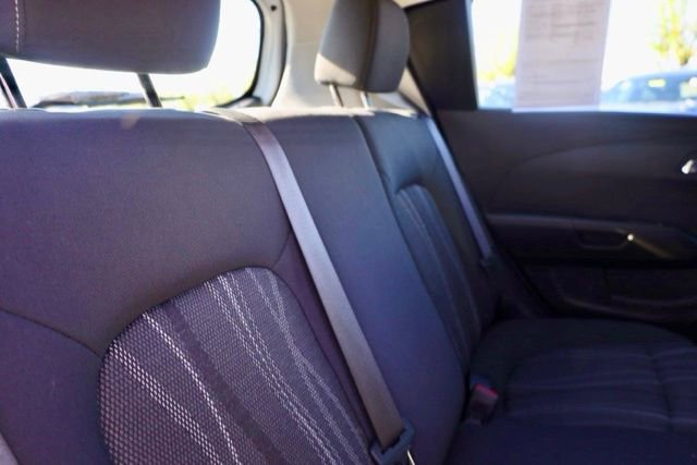 Used 2016 Chevrolet Sonic LT image 32