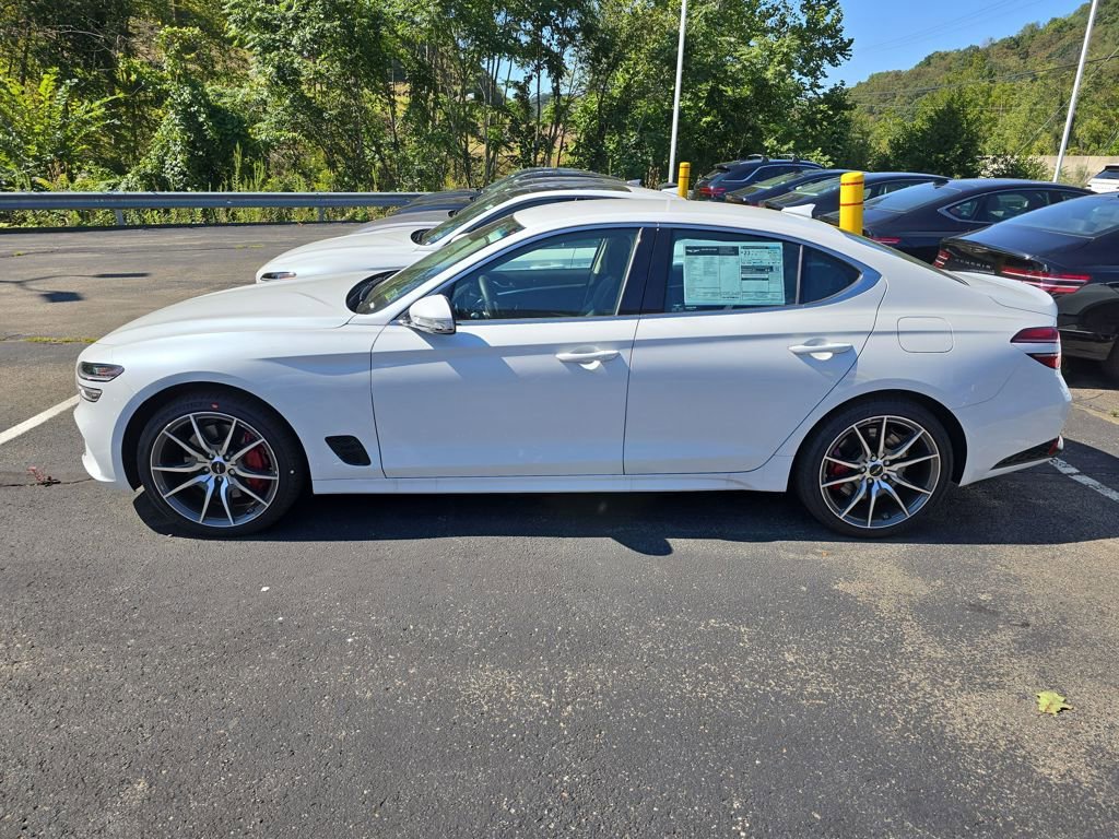 New 2025 Genesis G70 2.5T image 2