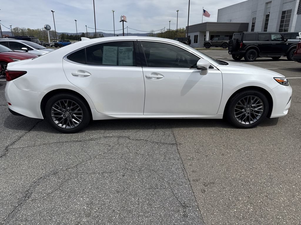 Used 2018 Lexus ES 350 w/ Premier Package FWD image 8