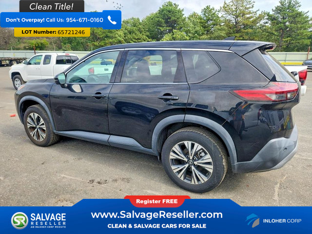Used 2021 Nissan Rogue SV FWD image 3