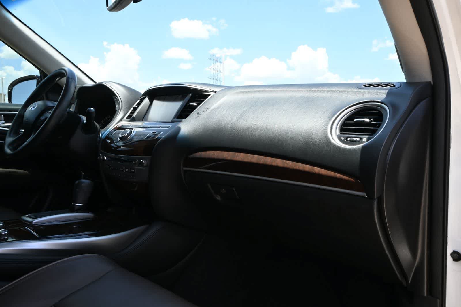 Used 2015 INFINITI QX60 FWD w/ Deluxe Touring Package image 23