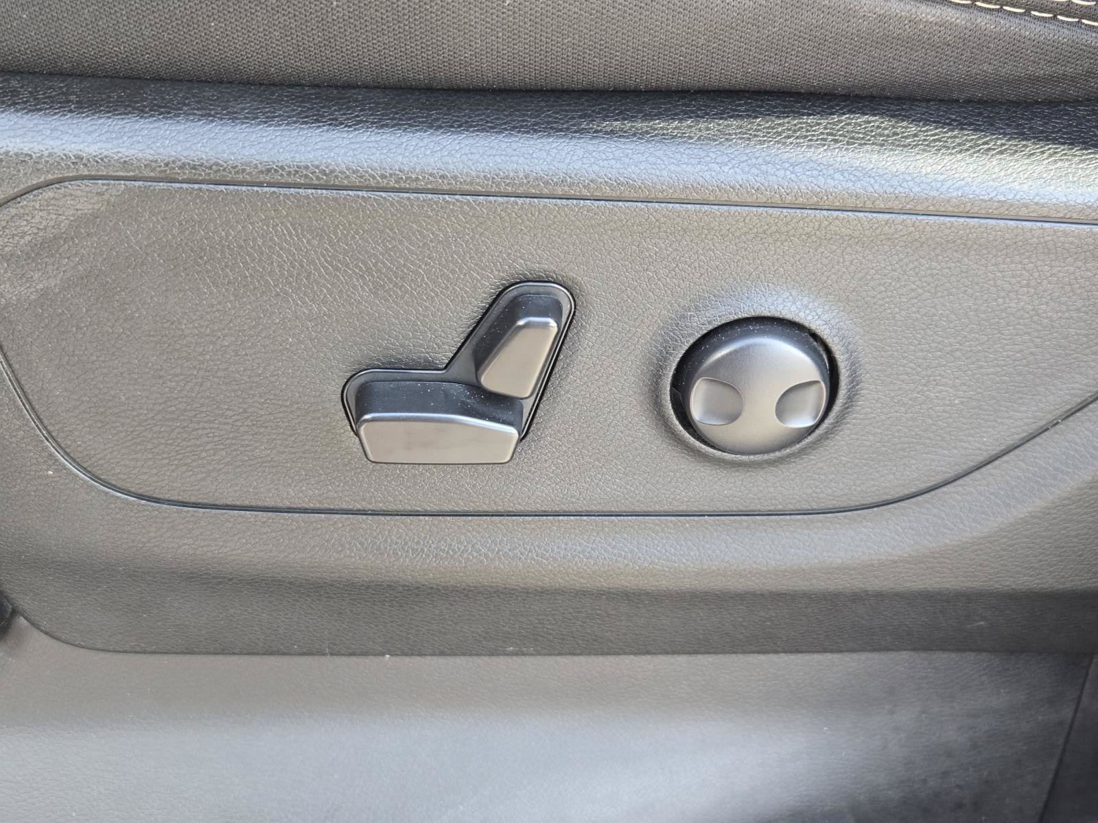 Used 2024 RAM 1500 Big Horn RWD image 22