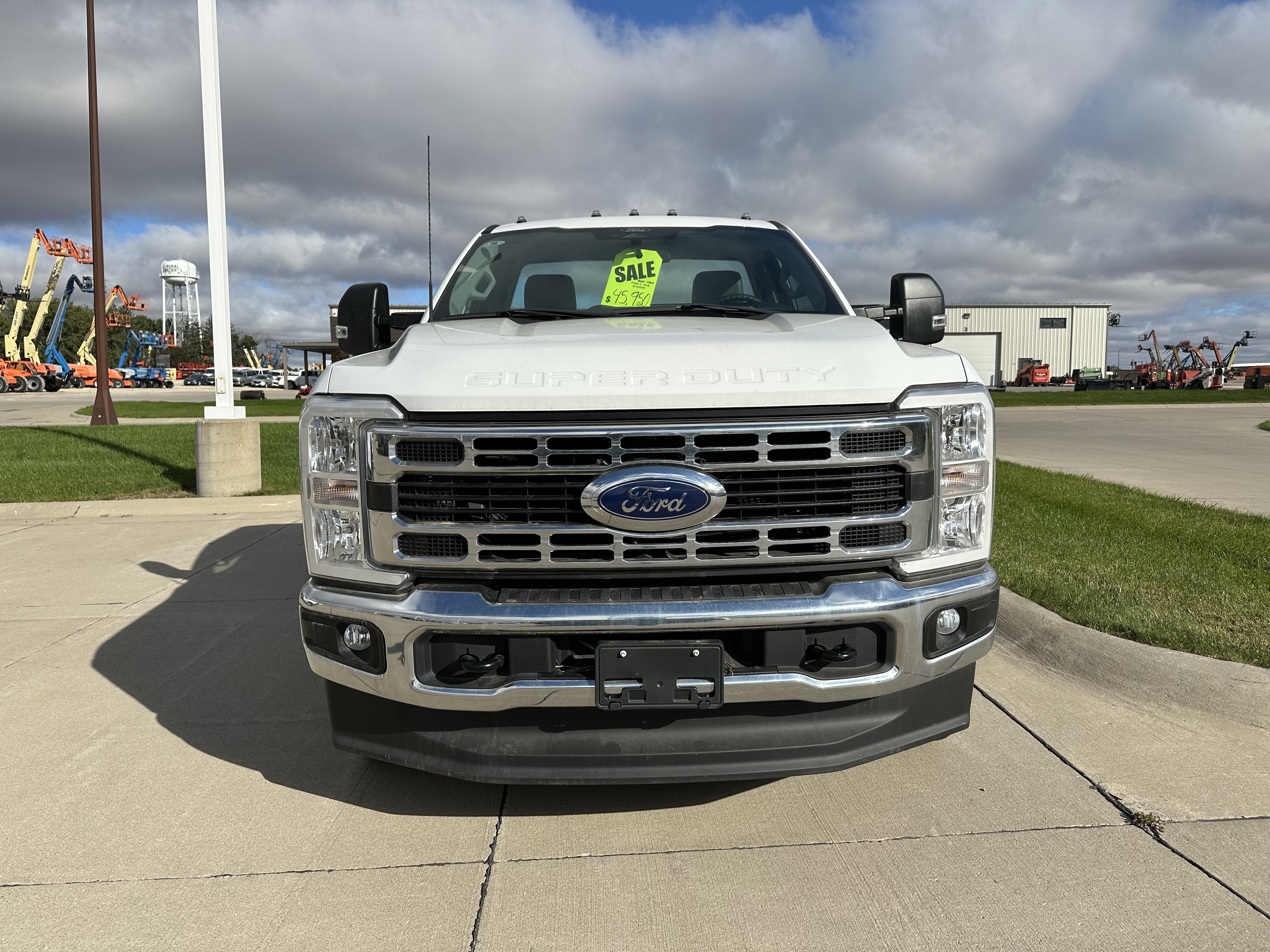 New 2024 Ford F350 XL w/ XL Chrome Package AWD/4WD image 3