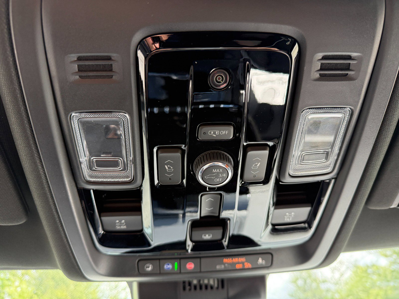 New 2026 GMC Yukon XL AT4 Ultimate w/ LPO, Floor Liner Package AWD/4WD image 38