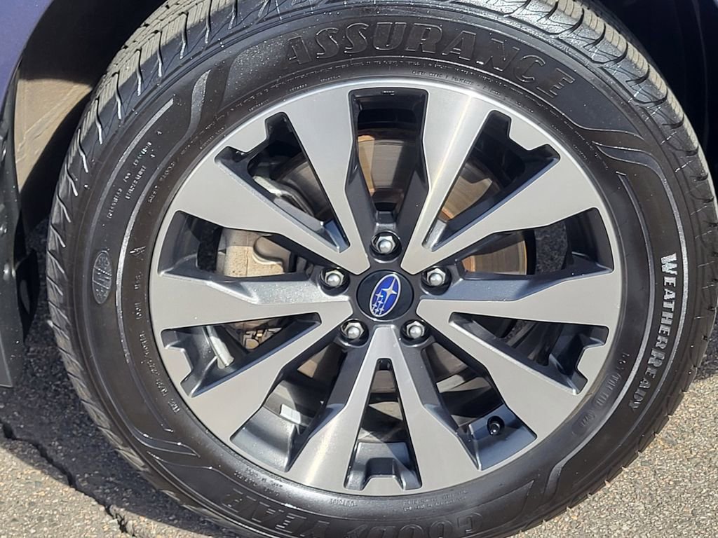 Used 2016 Subaru Outback 3.6R Limited image 11