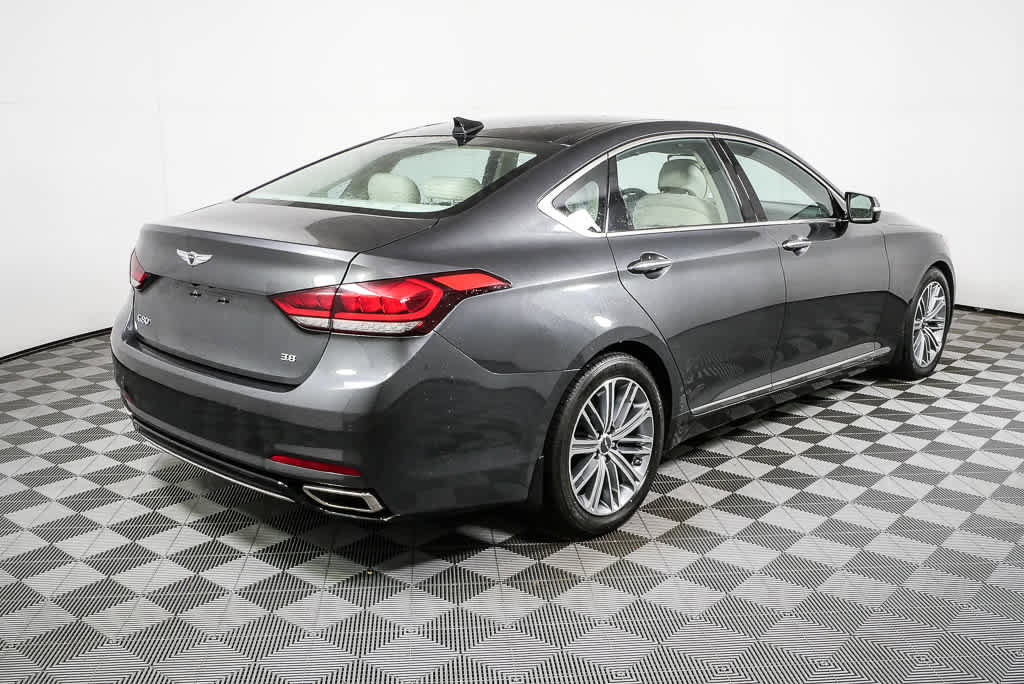 Used 2018 Genesis G80 3.8 w/ Option Group 03 image 3