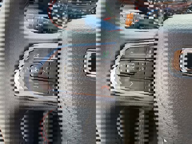 Used 2024 Jeep Compass Trailhawk image 30