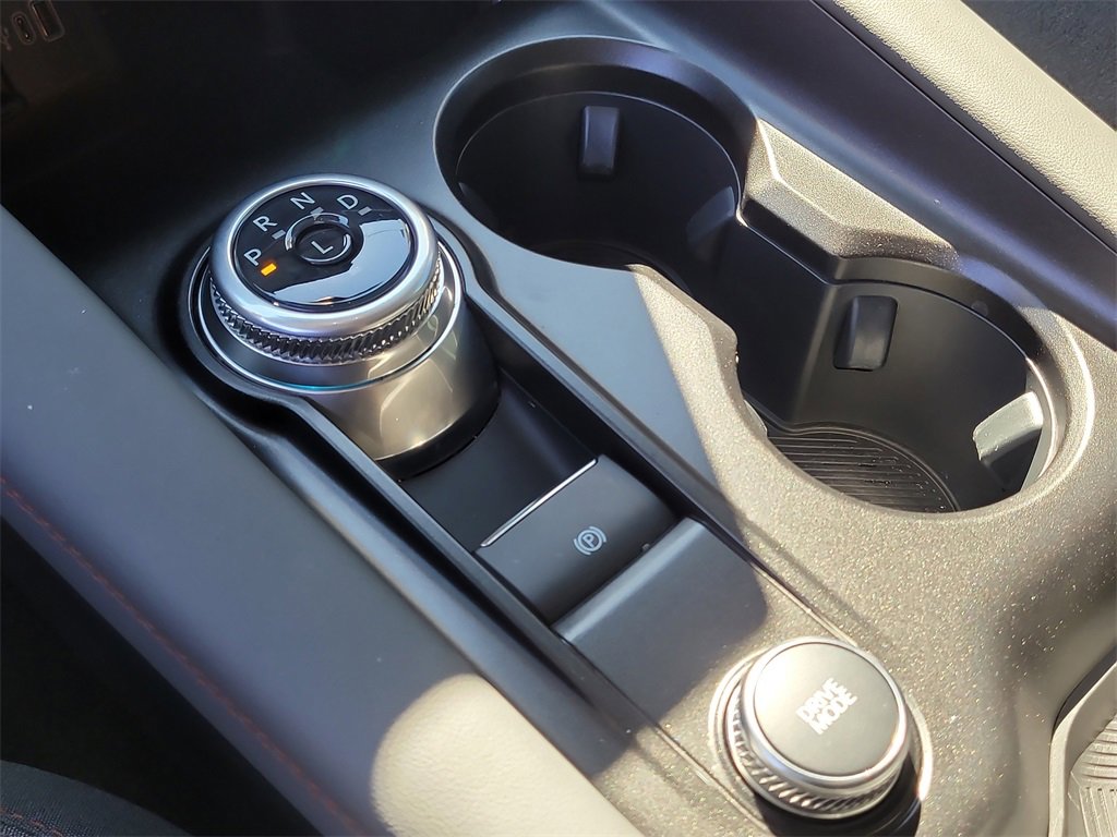 Used 2025 Ford Explorer Active image 25