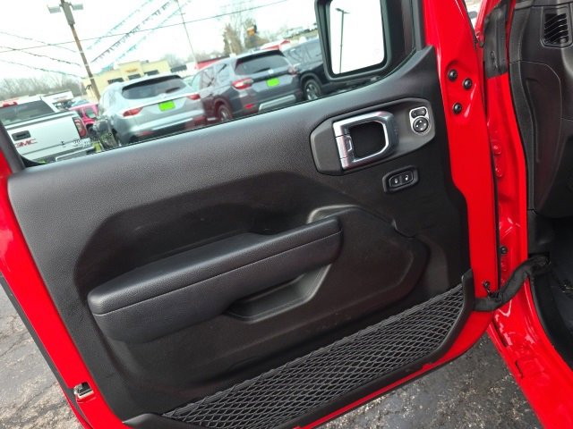 Used 2024 Jeep Wrangler Sport S image 10