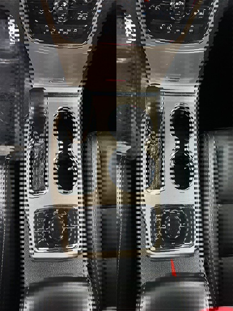 Used 2016 Jeep Grand Cherokee Limited w/ Trailer Tow Group IV image 19