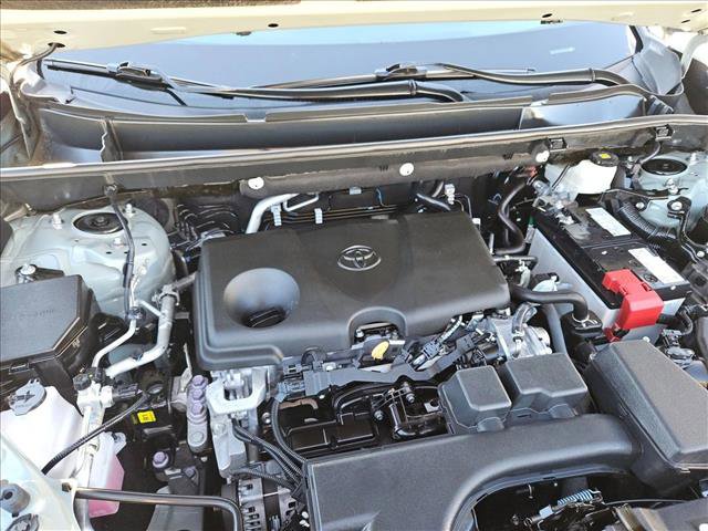 Used 2022 Toyota RAV4 XLE image 23