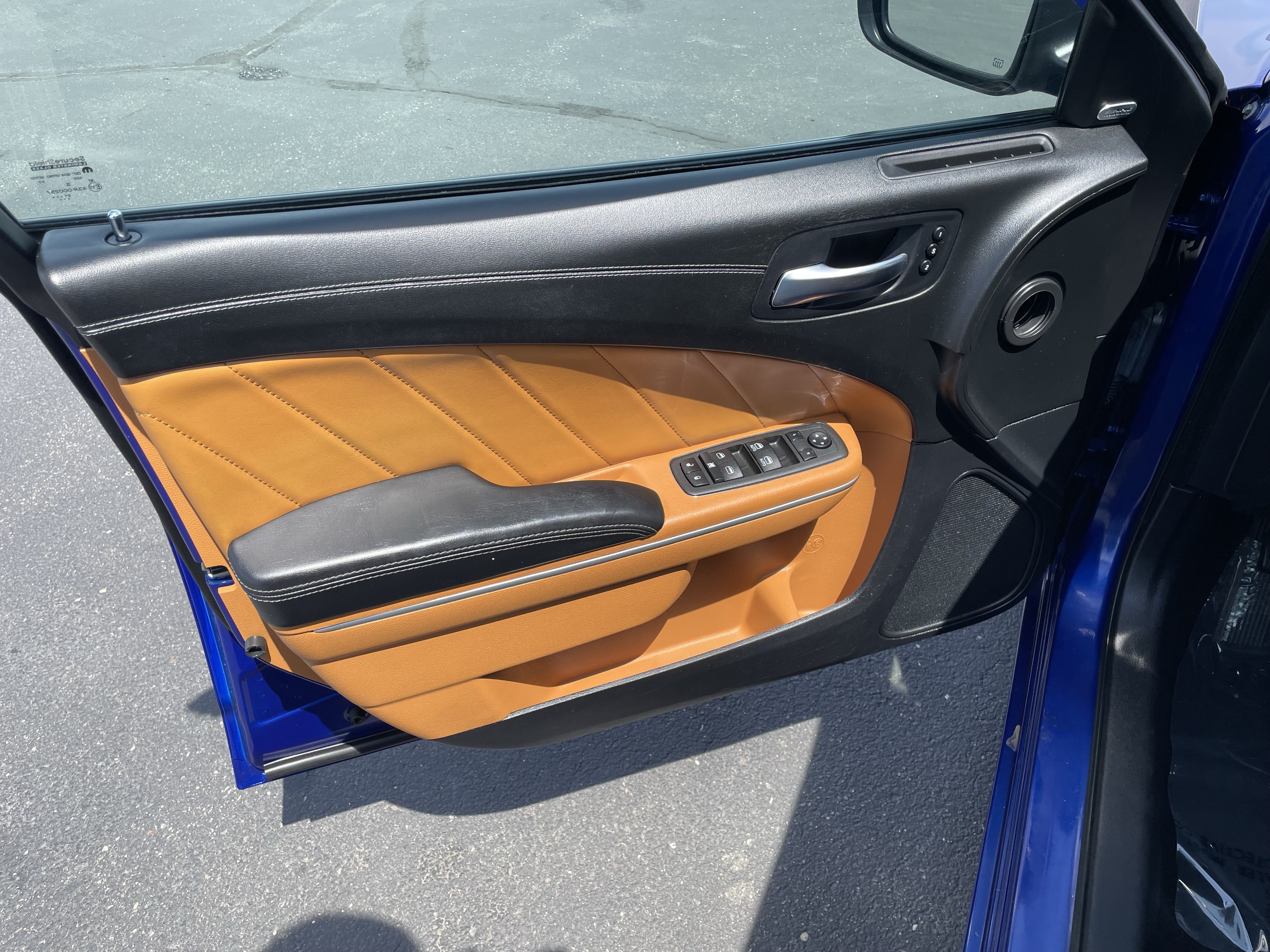 Used 2021 Dodge Charger SXT w/ Plus Group RWD image 11