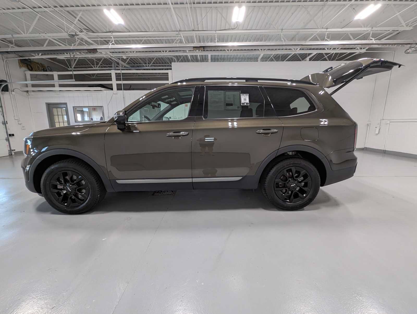 Certified 2023 Kia Telluride SX X-Pro AWD/4WD image 12