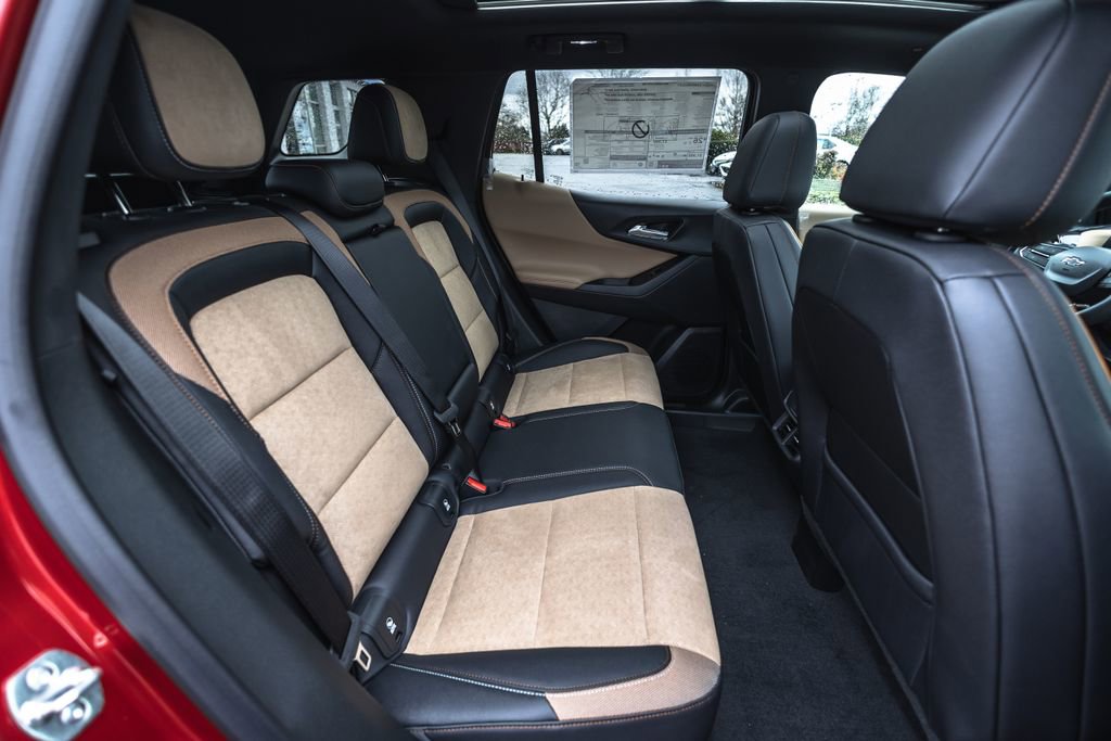 New 2026 Chevrolet Equinox ACTIV w/ Safety and Technology Package image 34