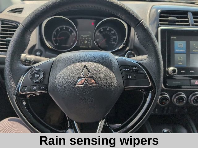 Used 2025 Mitsubishi Outlander Sport SE AWD/4WD image 10