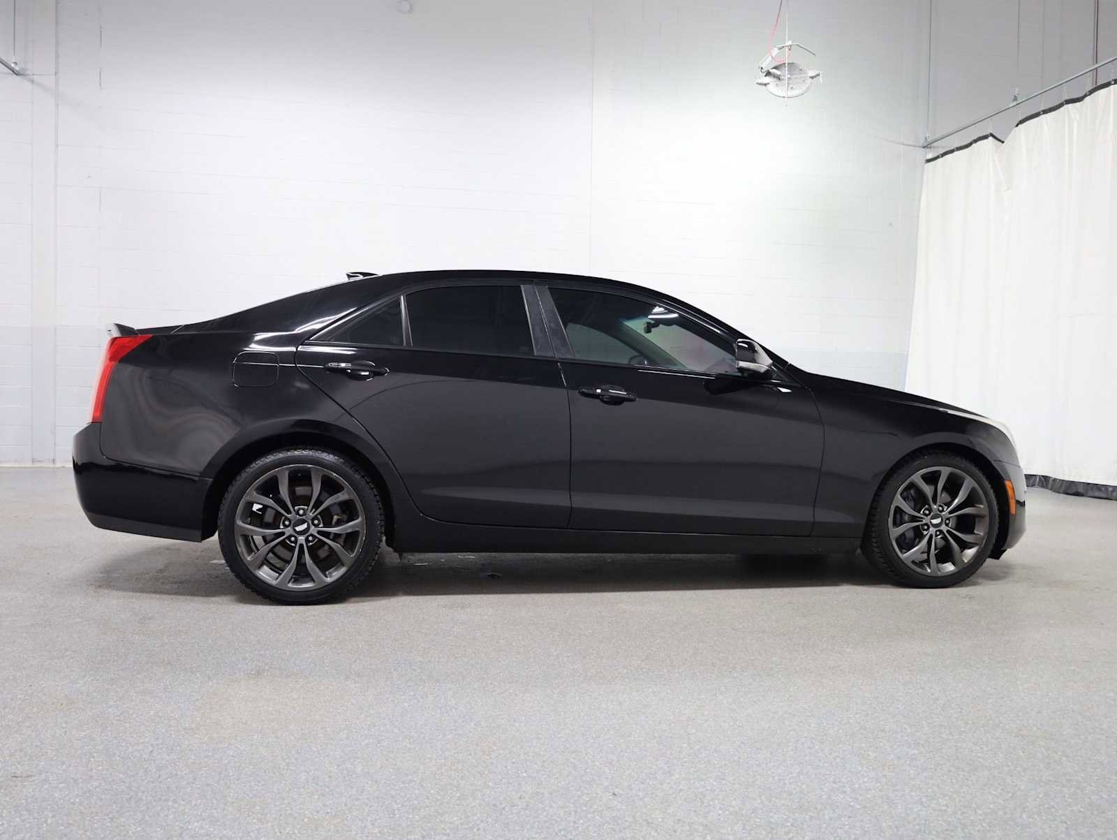 Used 2017 Cadillac ATS Luxury w/ Carbon Black Package AWD/4WD image 10