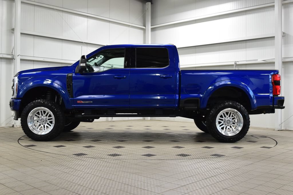 Used 2026 Ford F250 Lariat w/ Black Appearance Package AWD/4WD image 4