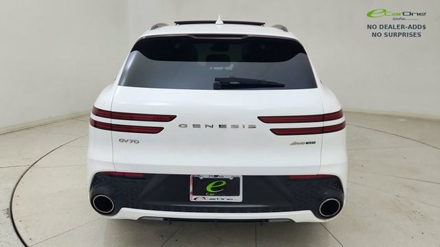 Used 2023 Genesis GV70 3.5T Sport w/ Sport Prestige Package AWD/4WD image 5