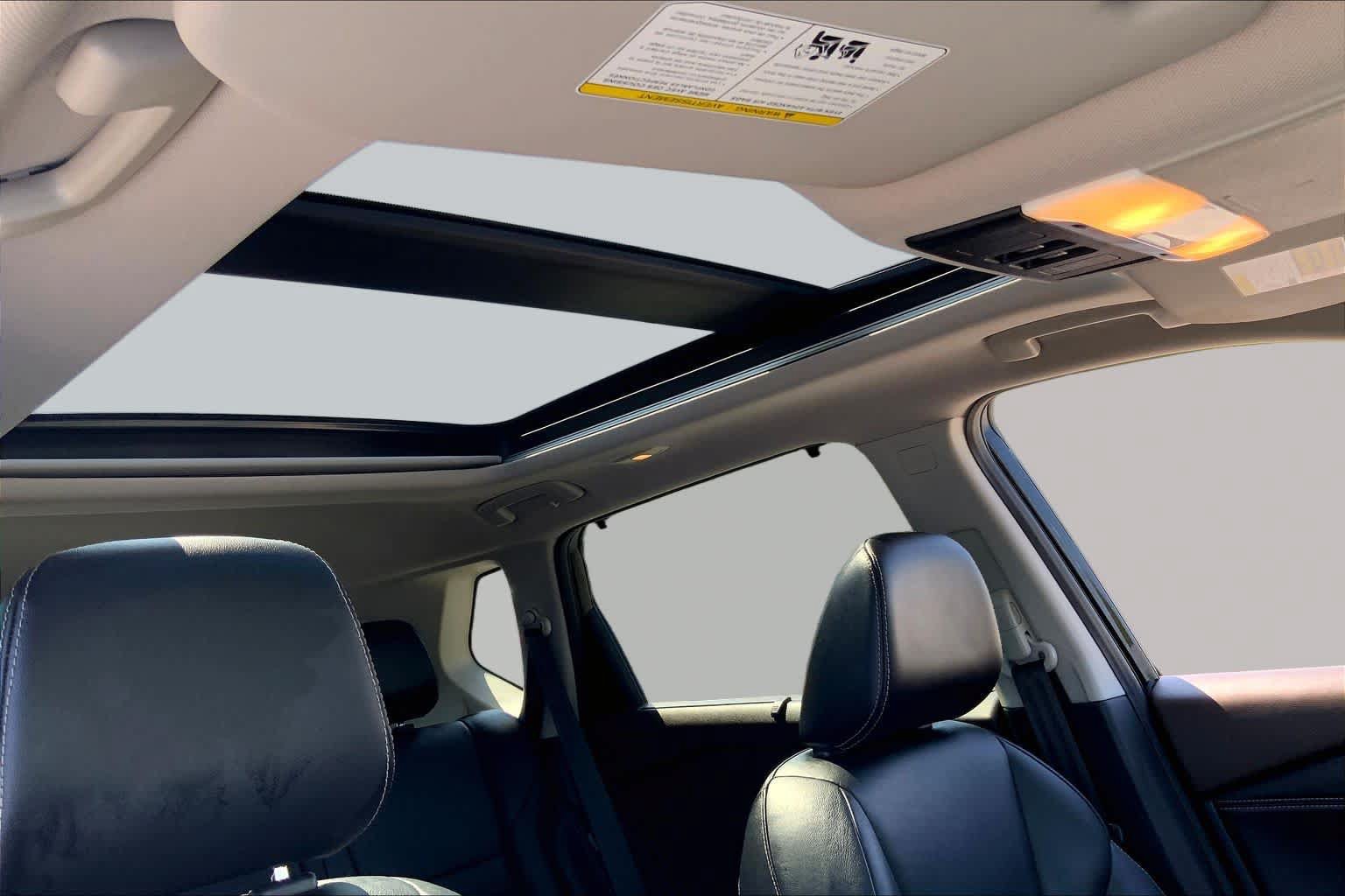 Used 2021 Nissan Rogue SL w/ Premium Package FWD image 21