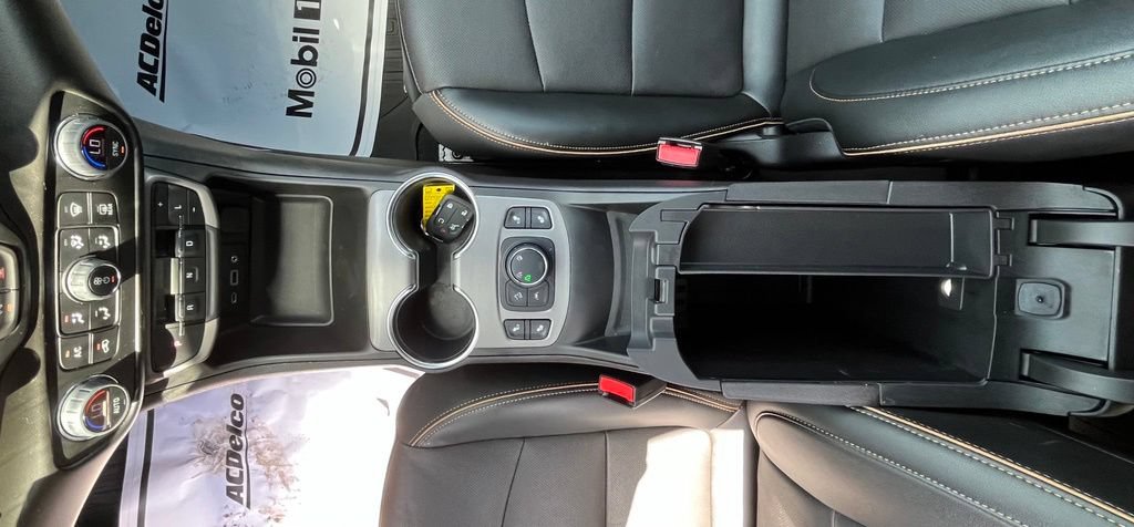 Certified 2024 GMC Terrain AT4 w/ LPO, Floor Liner Package AWD/4WD image 15