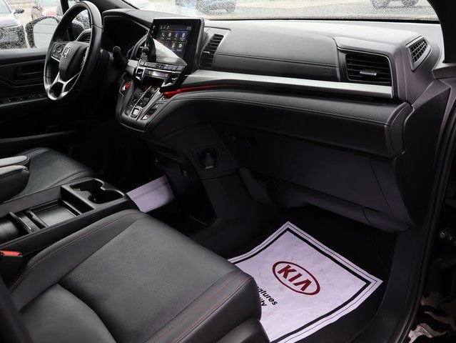 Used 2023 Honda Odyssey Sport image 11