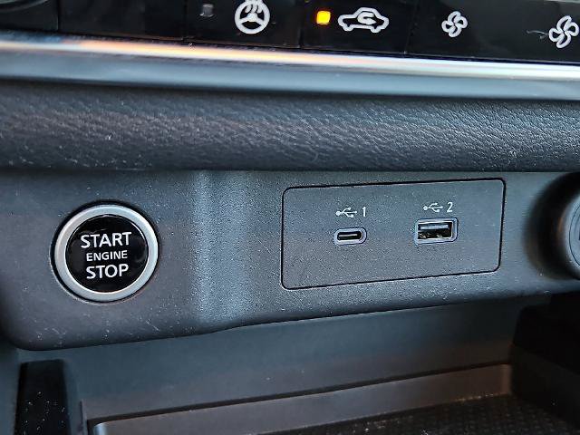 Certified 2023 Nissan Rogue SV w/ SV Premium B Package AWD/4WD image 19