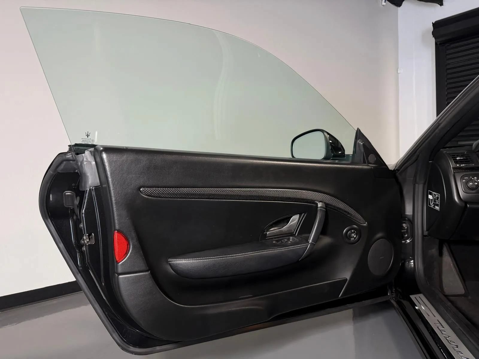 Used 2013 Maserati GranTurismo Convertible RWD image 18