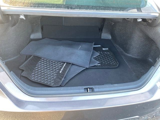 Used 2023 Toyota Camry SE image 18