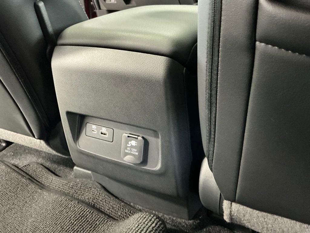 Used 2024 Nissan Frontier SL w/ Technology Package image 17