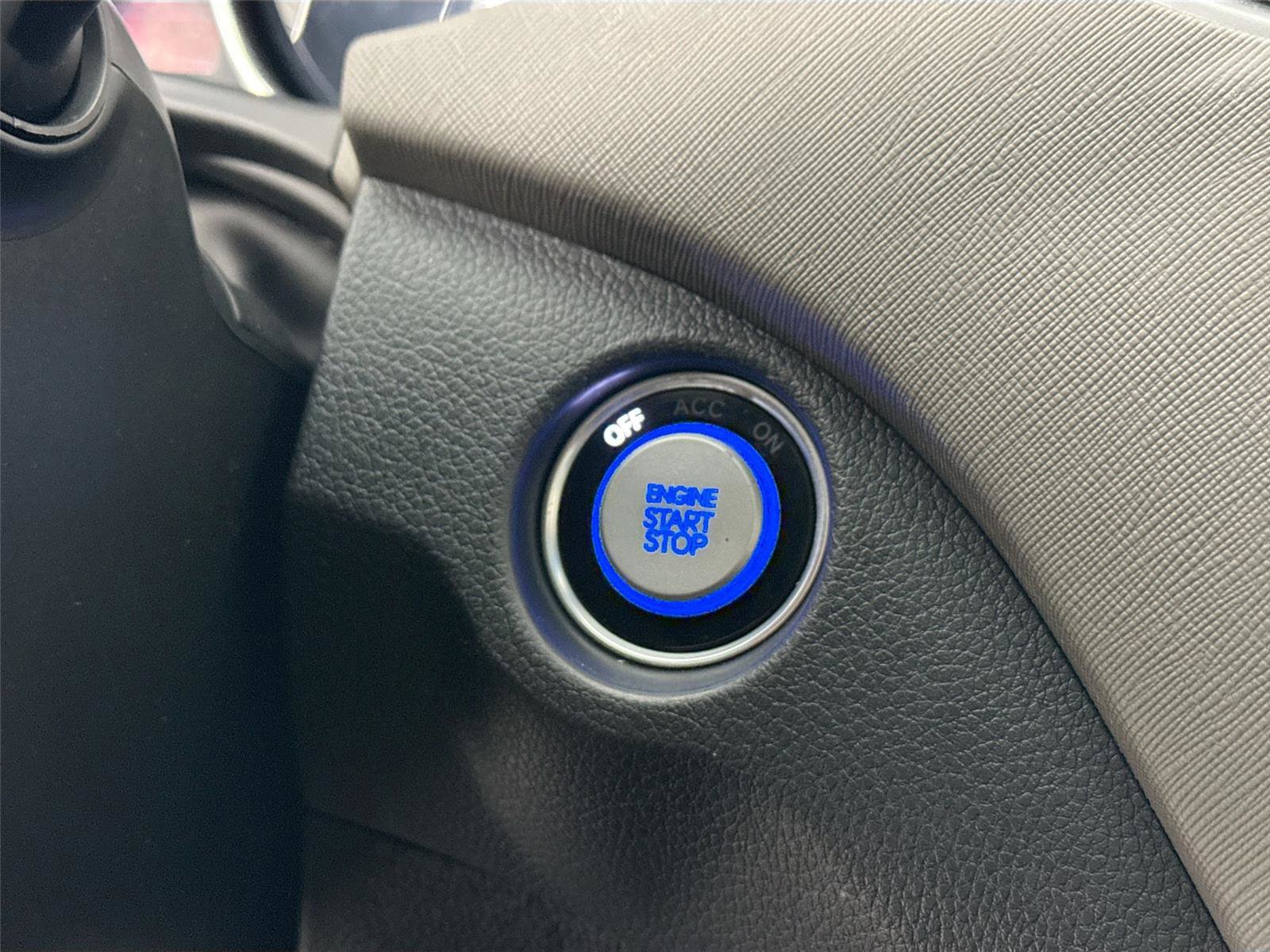 Used 2017 Hyundai Santa Fe SE image 20