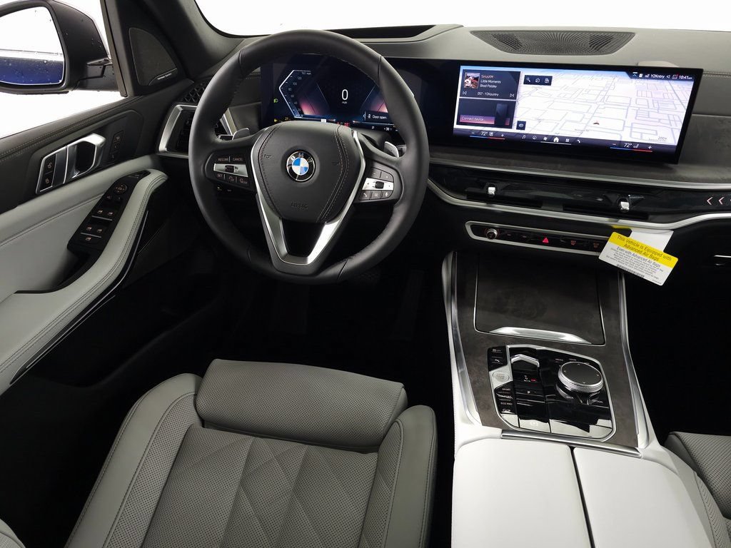 Used 2026 BMW X5 xDrive40i w/ Premium Package AWD/4WD image 14