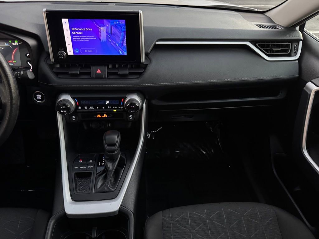 Used 2024 Toyota RAV4 XLE image 20