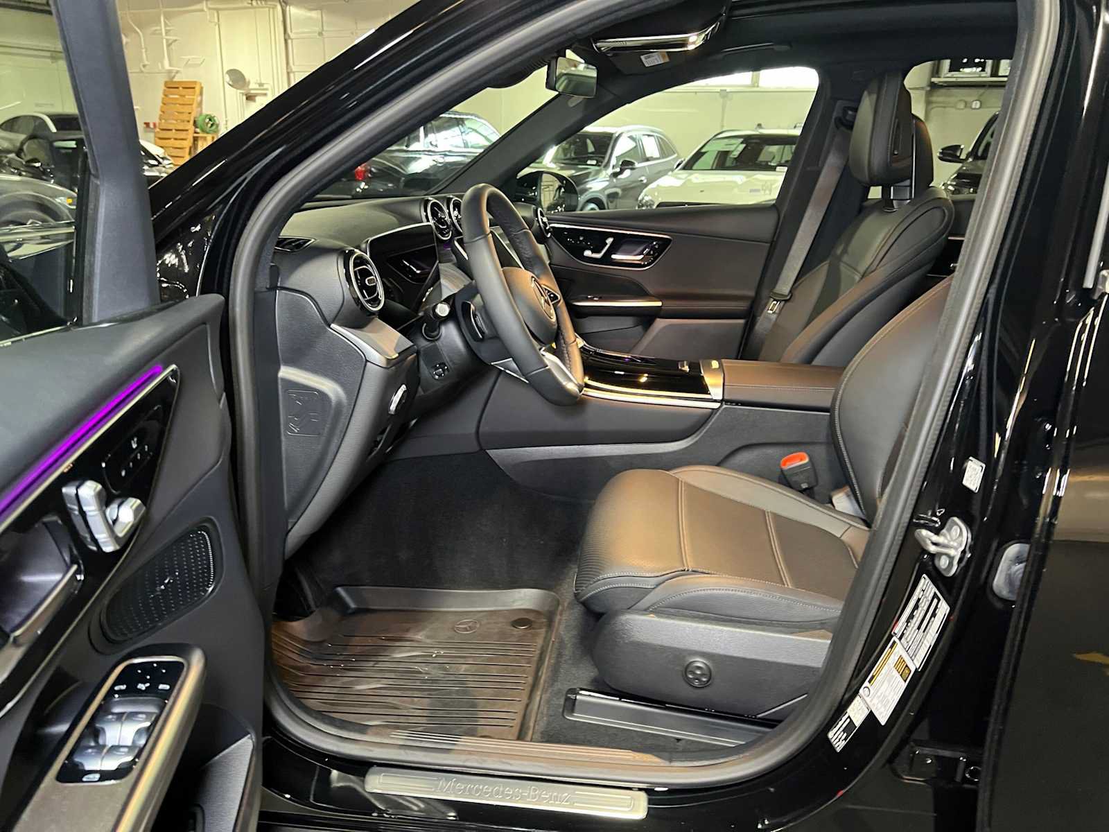 Used 2026 Mercedes-Benz GLC 300 4MATIC image 24