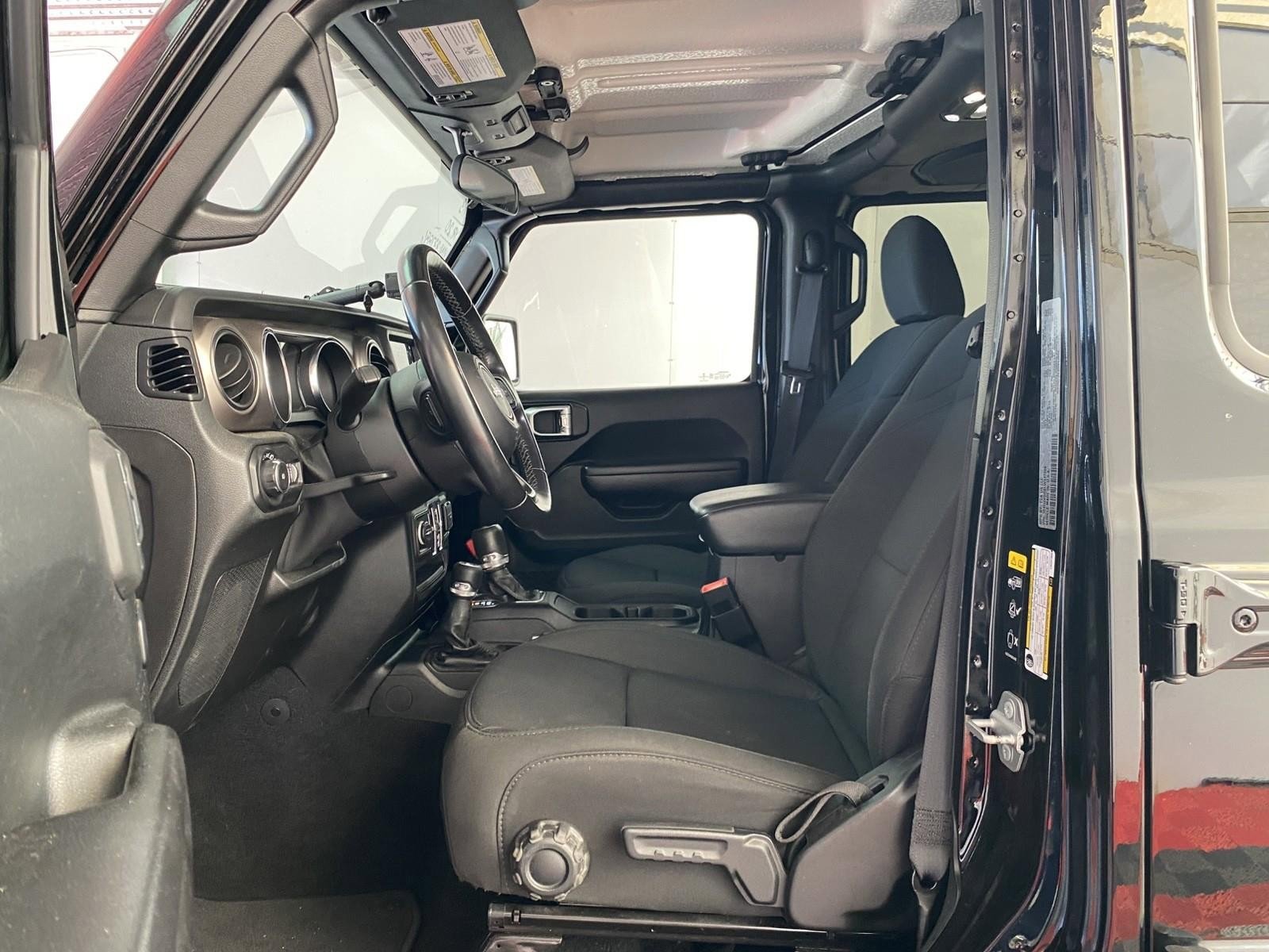 Used 2020 Jeep Wrangler Unlimited Sport S AWD/4WD image 21