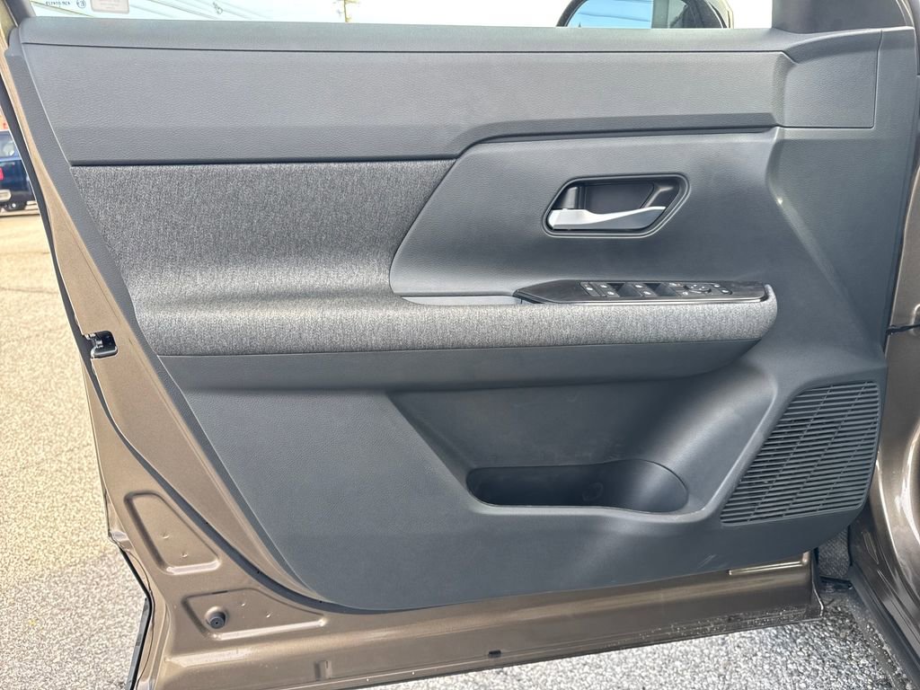 New 2026 Nissan Kicks SV w/ Cold Weather Package image 11