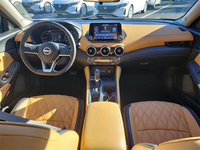 Used 2025 Nissan Sentra SV w/ SV Premium Package image 11