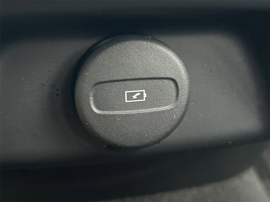 Used 2024 Volvo S60 B5 Core image 22