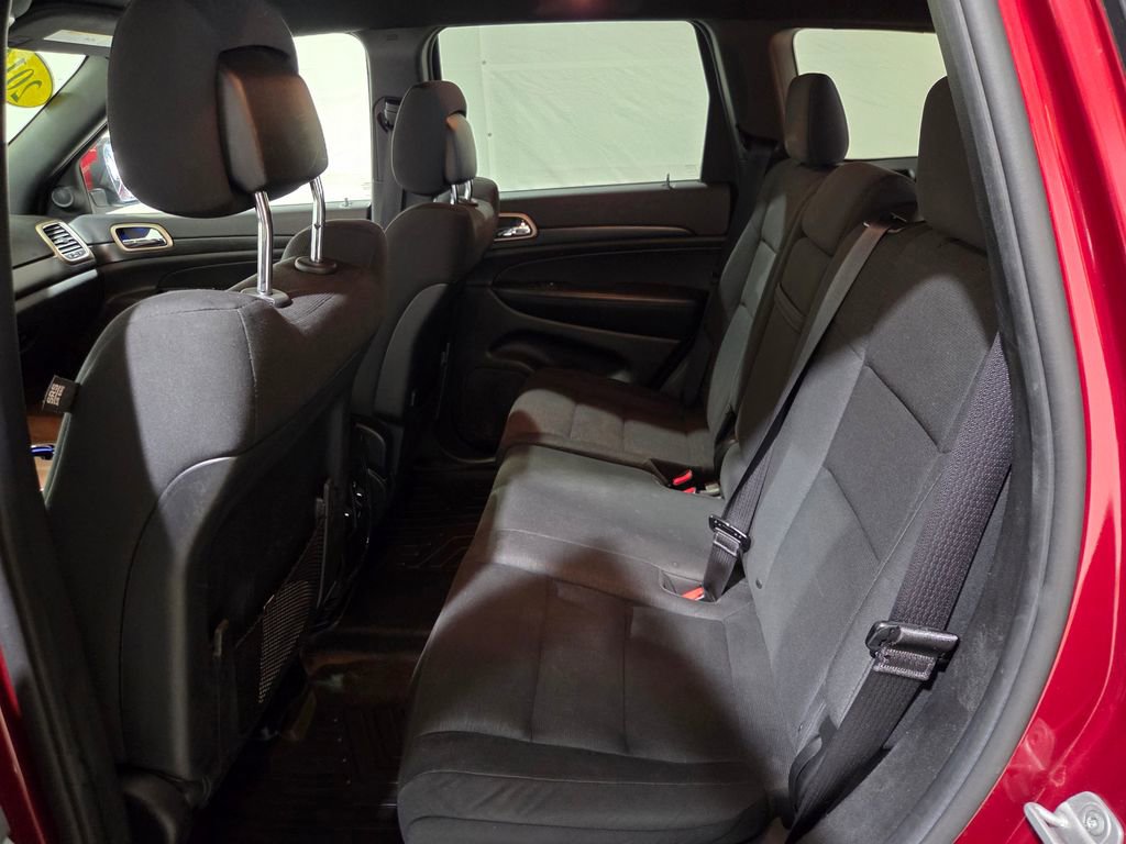 Used 2014 Jeep Grand Cherokee Laredo w/ Quick Order Package 23E AWD/4WD image 13