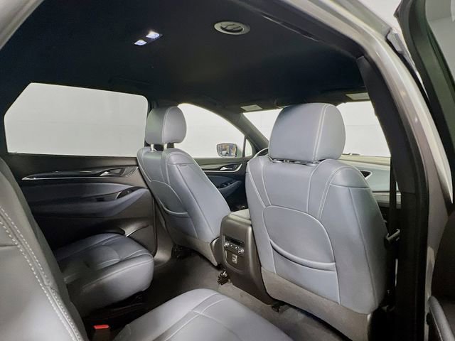 Used 2023 Buick Enclave Essence image 10