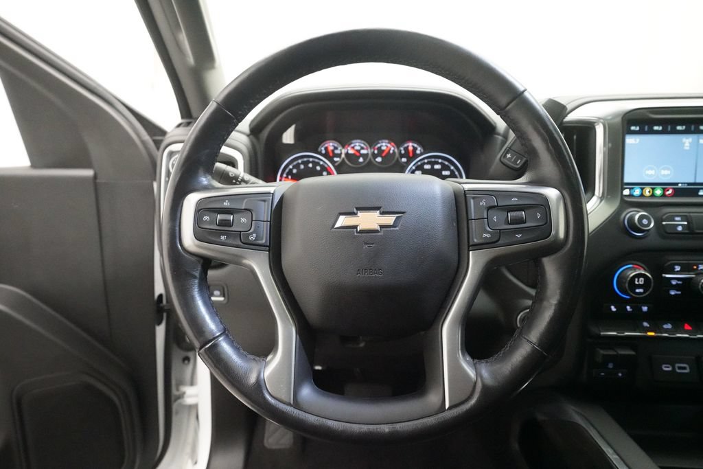 Used 2019 Chevrolet Silverado 1500 LTZ AWD/4WD image 4