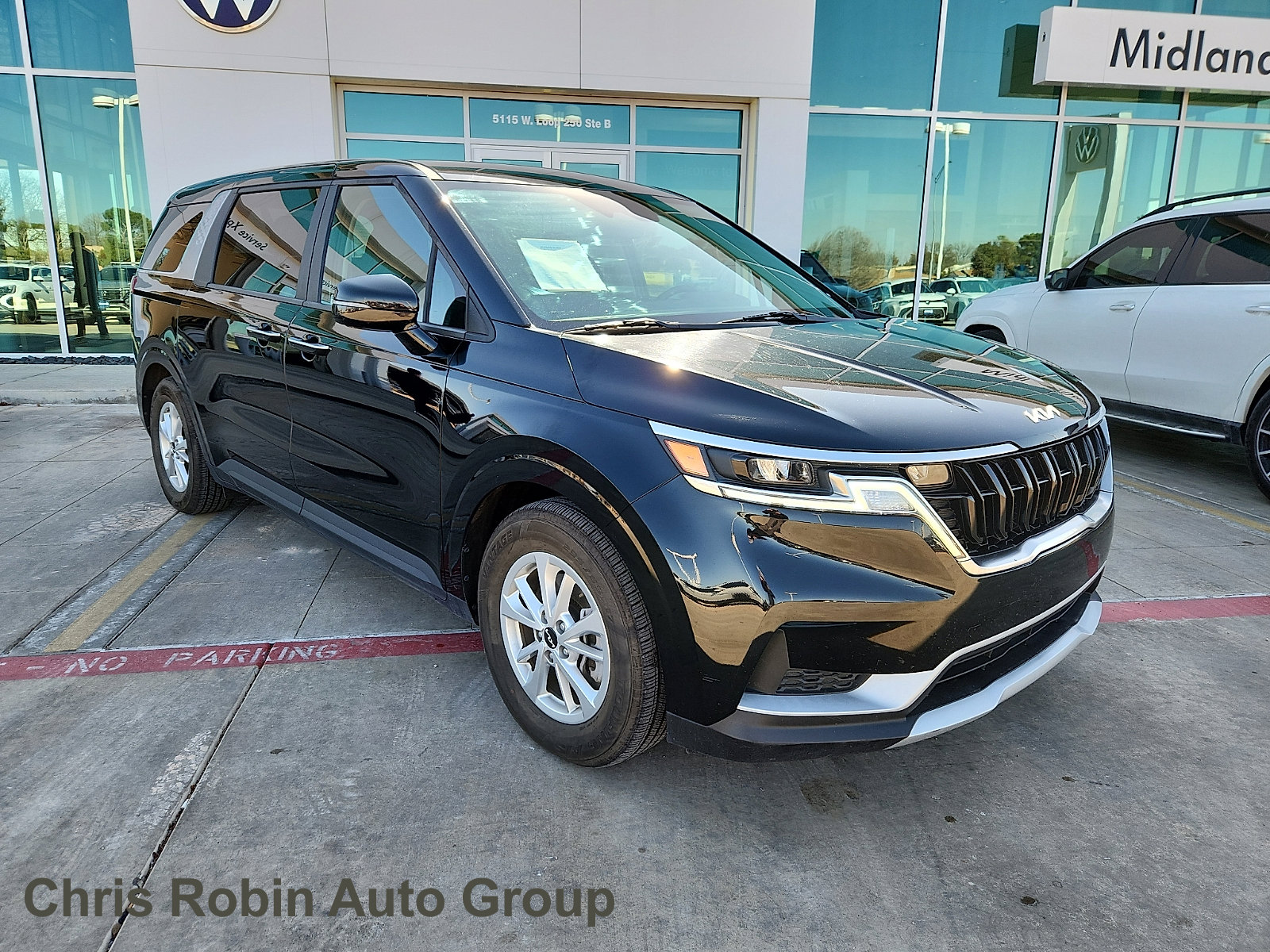 Used 2024 Kia Carnival LX