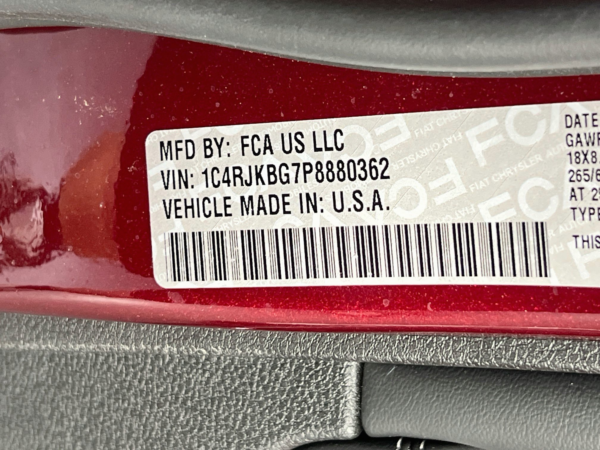 Used 2023 Jeep Grand Cherokee L Limited AWD/4WD image 33