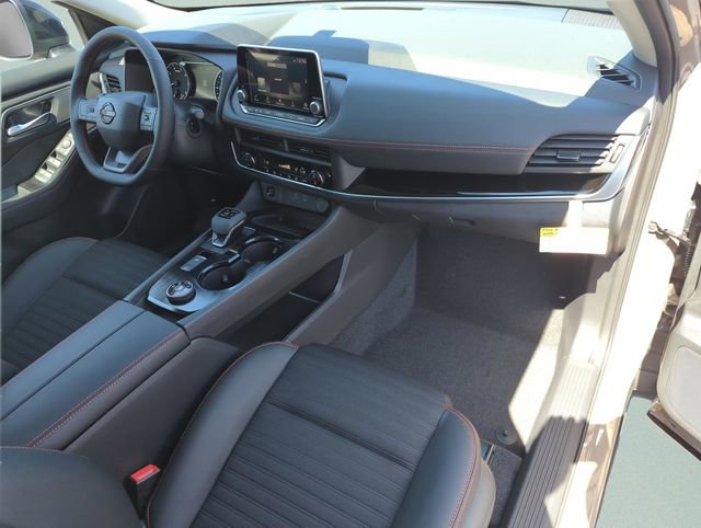 New 2026 Nissan Rogue SV AWD/4WD image 23